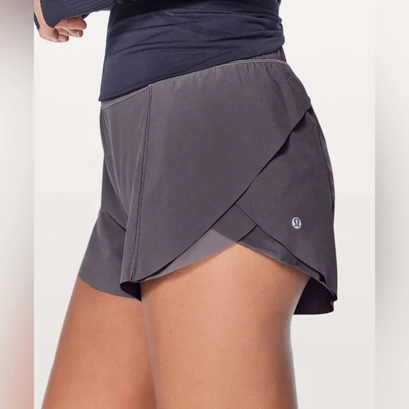 Lululemon Home Stretch Short 3" - Picture 3 of 3